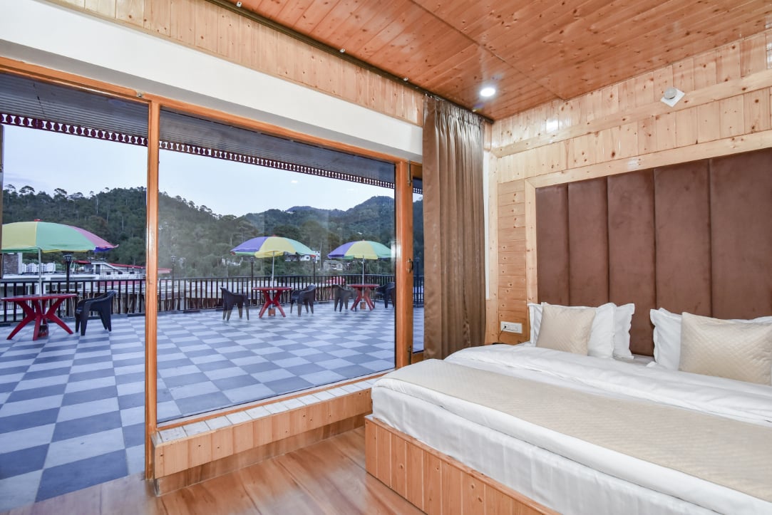 Hotel Dalhousie Deluxe