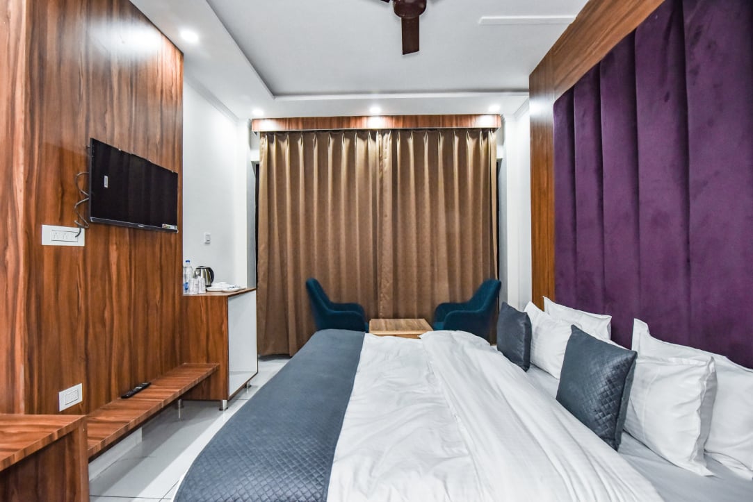 Hotel Dalhousie Deluxe