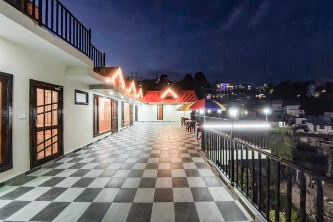 Hotel Dalhousie Deluxe